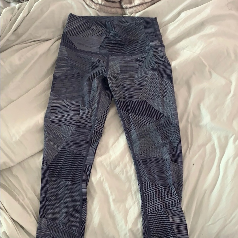 lululemon cropped leggings
